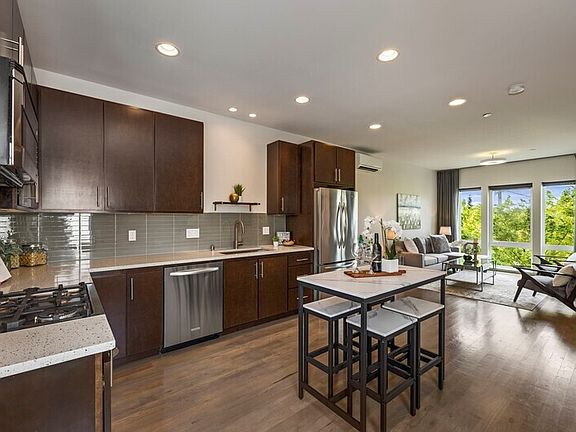 5th image of 6710 15th Ave NW