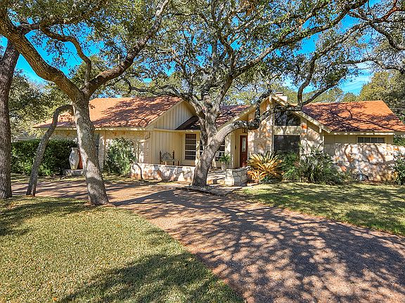 2nd image of 8504 Candelaria Dr