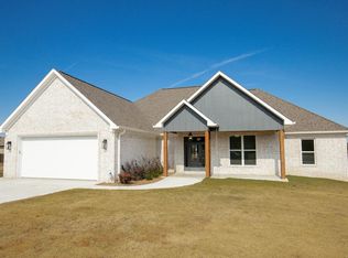 5450 Carl Moren Rd, Hensley, AR 72065