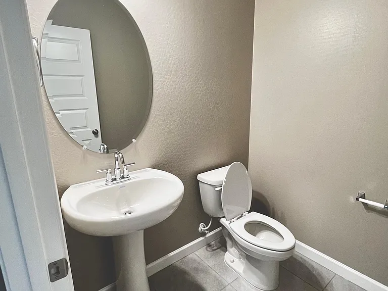 1377 W Highland Rd — Photo 21