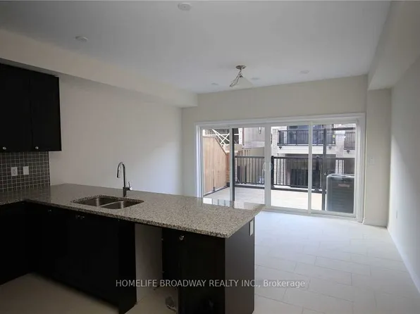 44 Mannar Dr, Markham, ON L6C 0Z3