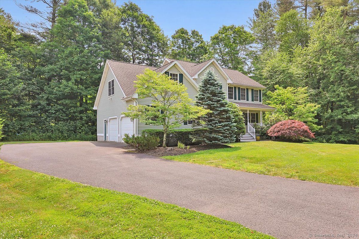 450 Long Meadow Rd, Middlebury, CT 06762 MLS 24023583 Zillow