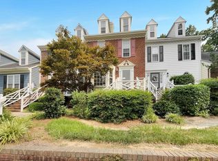 2816 Bedfordshire Ct, Raleigh, NC 27604