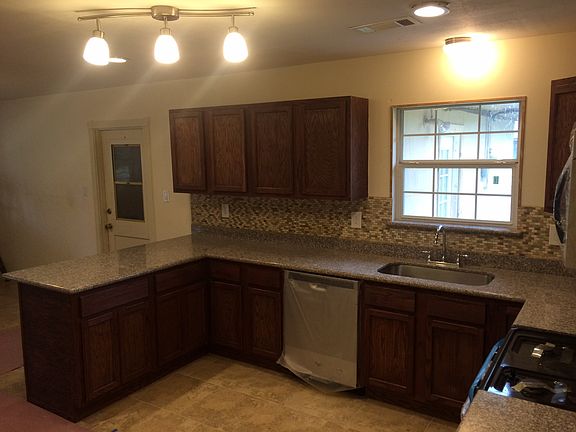 Granite countertops and stainless appliances