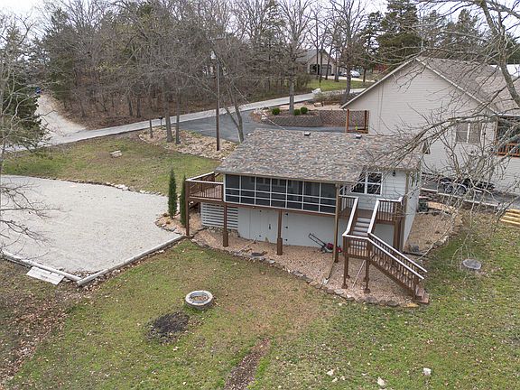 3rd image of 1670 Hideaway Road