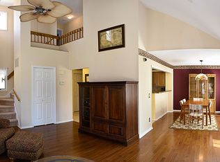 19 Schofield Ct, Oak Ridge, NJ 07438