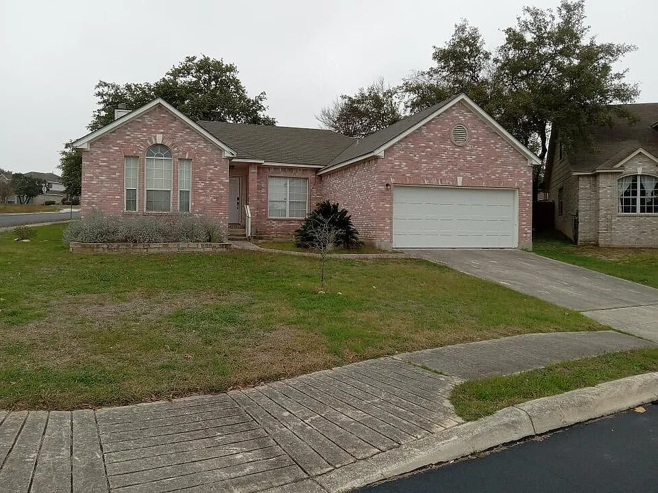 8851 Star Creek Dr