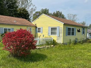 2409 Range Rd, Kimball, MI 48074