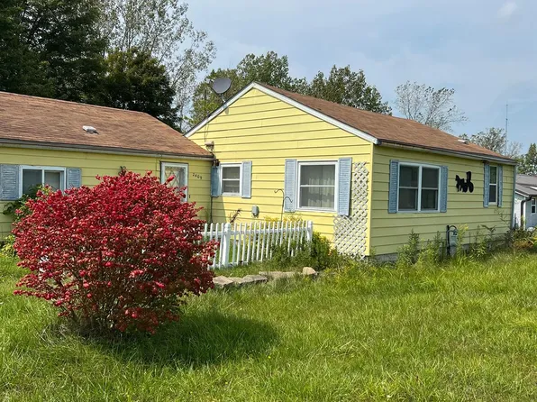 2409 Range Rd, Kimball, MI 48074