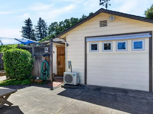 441 N Jefferson St, Cloverdale, CA 95425