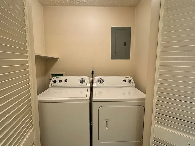 704 Chinn Ave — Photo 13