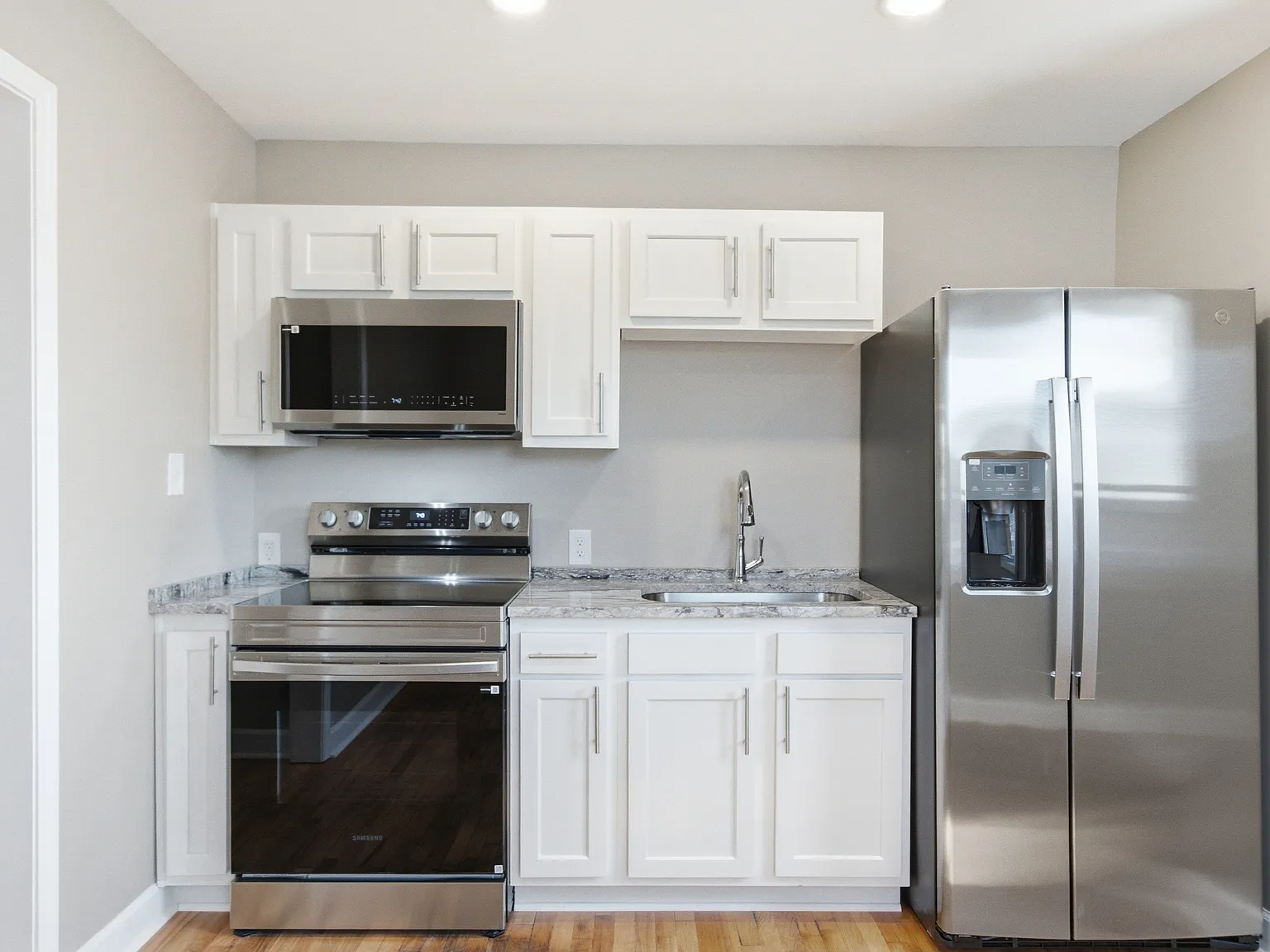 1 bed, 600 sqft, $900 — Photo 1