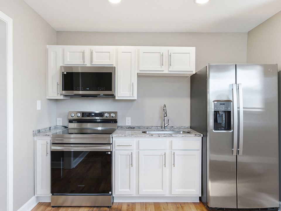 1st image of 211 W 2nd St #211C