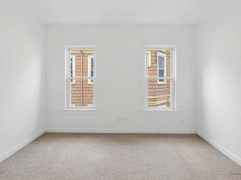 32 Stone Ave #32 — Photo 13