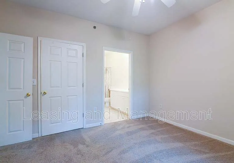 1035 Telfair Way — Photo 14