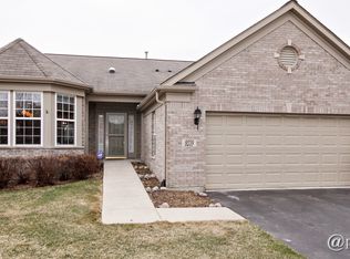 9239 Tandragee Dr, Orland Park, IL 60462