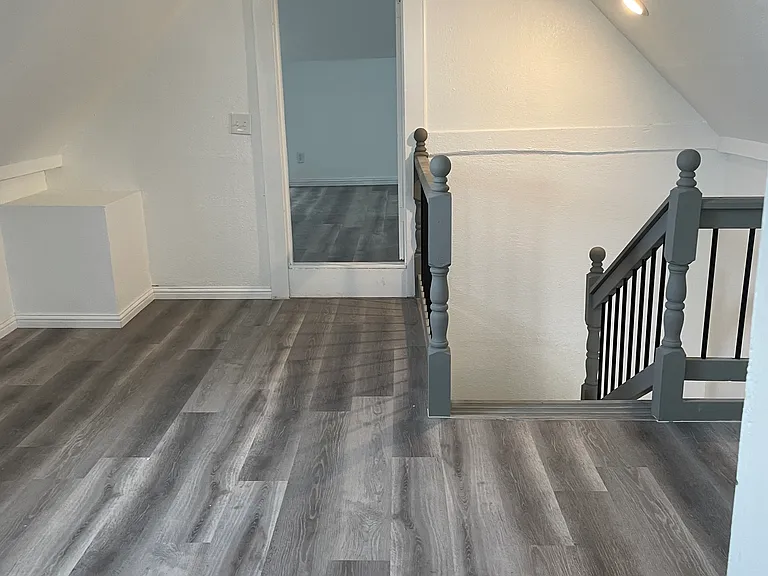 400 Lake Rd — Photo 8