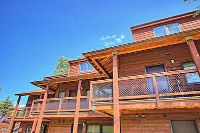 3rd image of 1050 Gregory Ln #8jecwn1rw