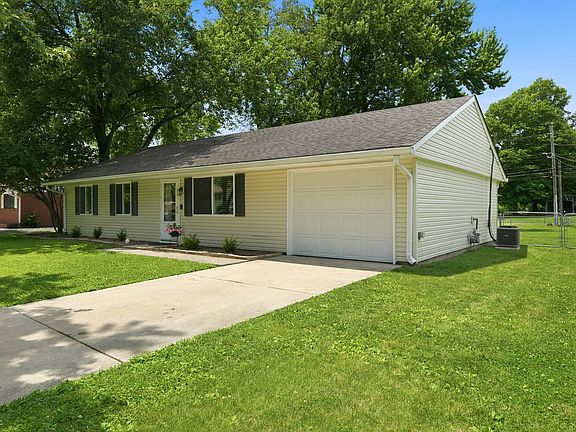3rd image of 1254 Cherryfield Ln