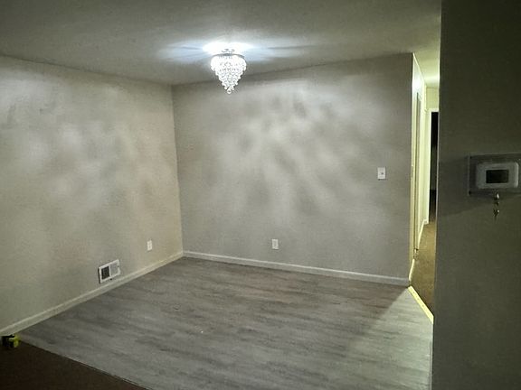 4th image of 131 Spartan Ave Floor 2