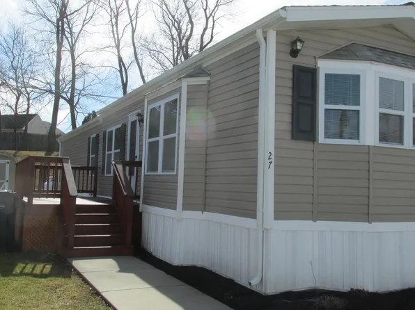 27 Glouster Ct, E Fallowfield, PA 19320