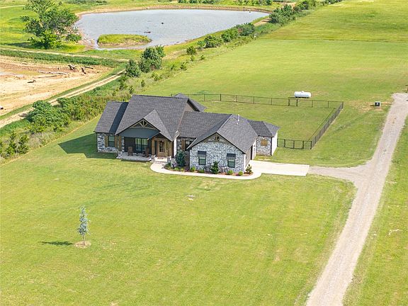 4th image of 2215 Deepwood Dr