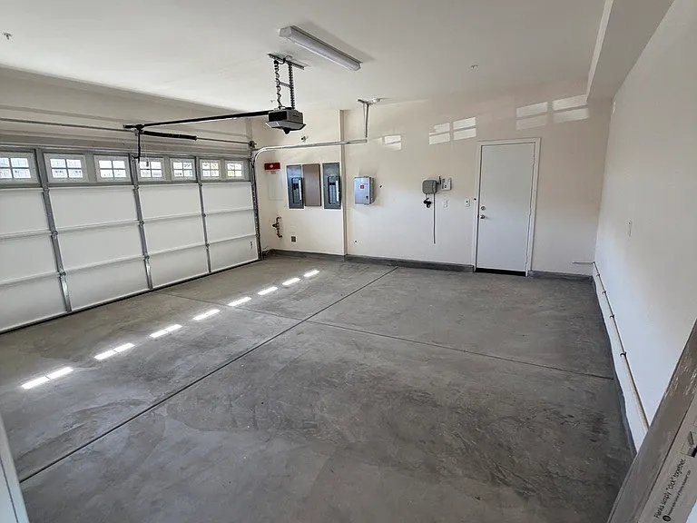 9567 E Silverstein Dr — Photo 10