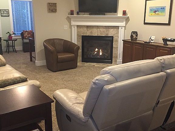 3rd image of 2809 Sandy Pines Dr