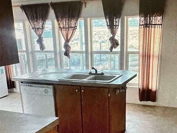 3rd image of 1170 E Antelope St
