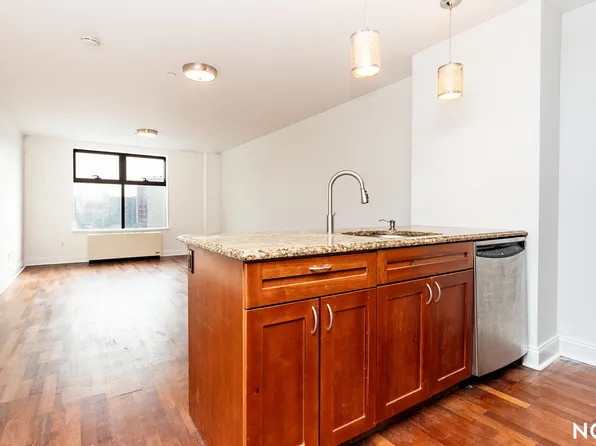 715 Flushing Avenue image 1 of 18