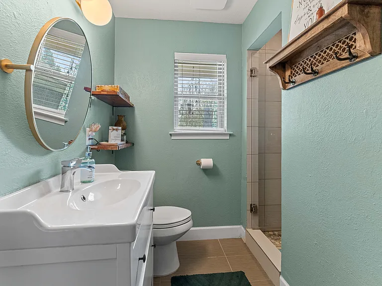 9854 Estate Ln — Photo 19