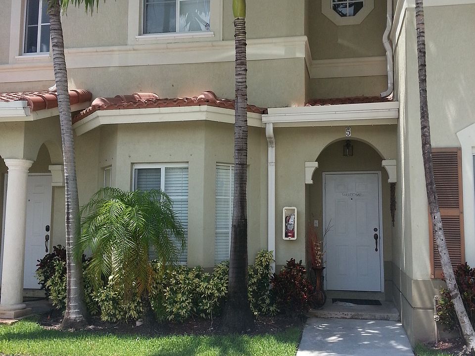 1st image of 10763 NW 83rd Ter Unit 5