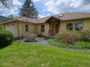 5455 Potter Rd, Deming, WA 98244