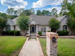 14 Lorian Dr, Little Rock, AR 72212