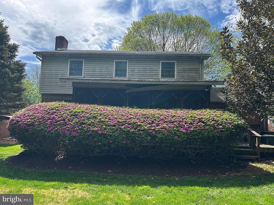 2nd image of 6710 Moly Dr