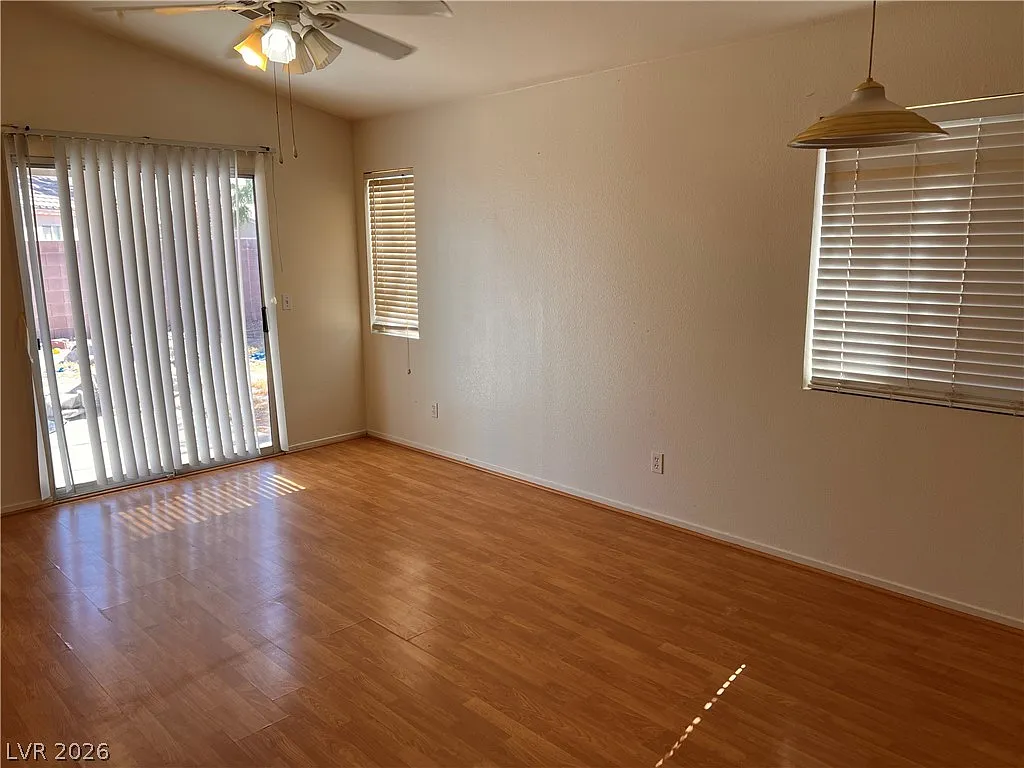 3 bed, 2.0 bath, 1230 sqft, $1,750 — Photo 4