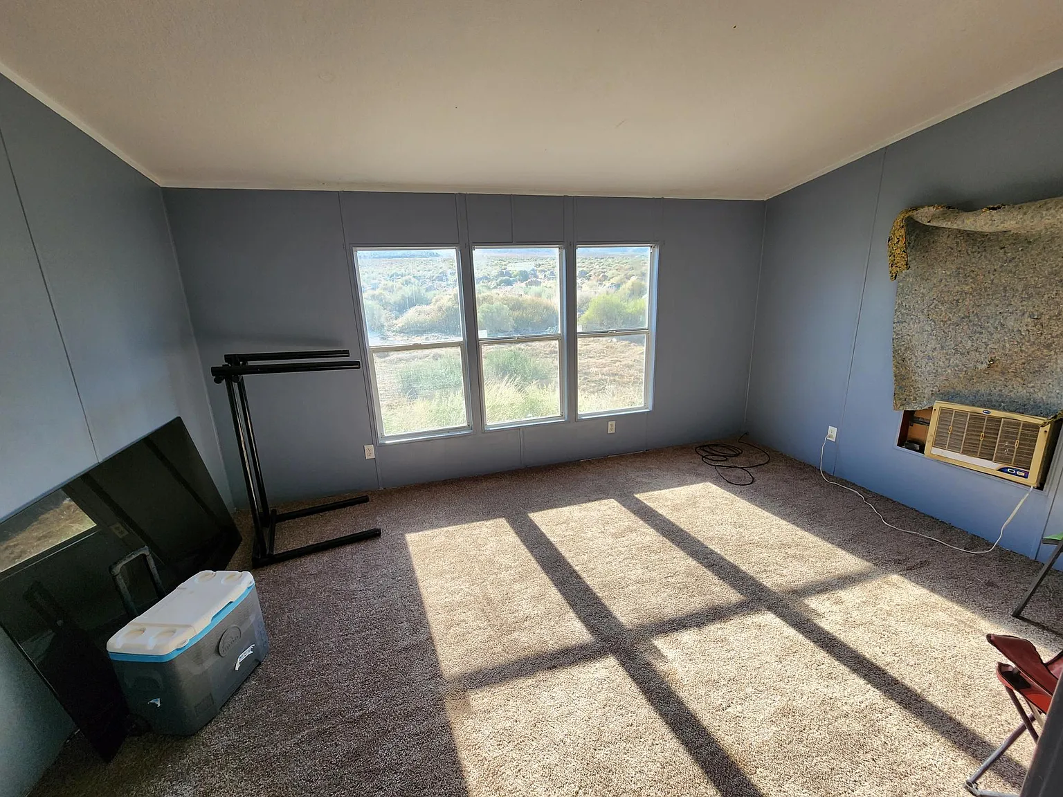 3 bed, 1305 sqft, $2,000 — Photo 2