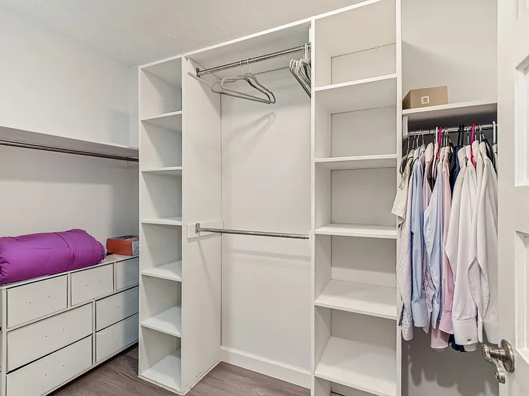 5210 River Park Villas Dr — Photo 32