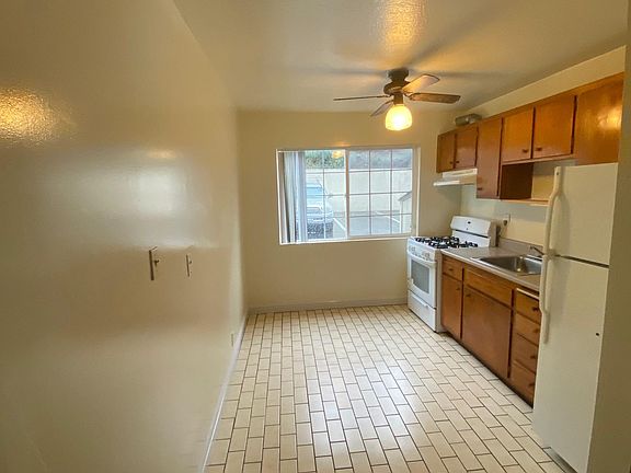 5th image of 5407 Morrow Dr APT C