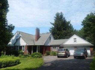 3209 Millfair Rd, Erie, PA 16506