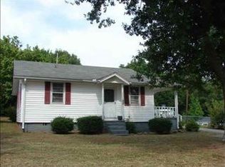 107 Glover Rd, Spartanburg, SC 29303