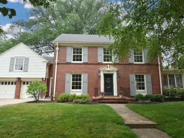 1822 North 81st STREET, Wauwatosa, WI 53213