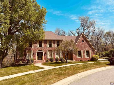 5908 SW Cherokee Ct, Topeka, KS, 66614
