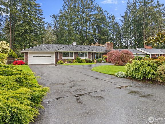 5th image of 12 Forest Glen Lane SW