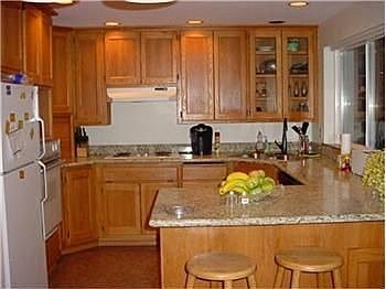 3rd image of 1435 Rainbow Ln