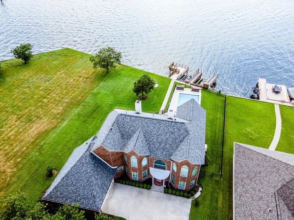 7251 Kingston Cove Ln, Willis, TX 77318