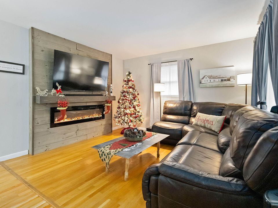 1st image of 21 Virginia Ave