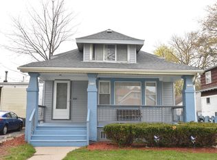5556 N 35th St #A, Milwaukee, WI 53209