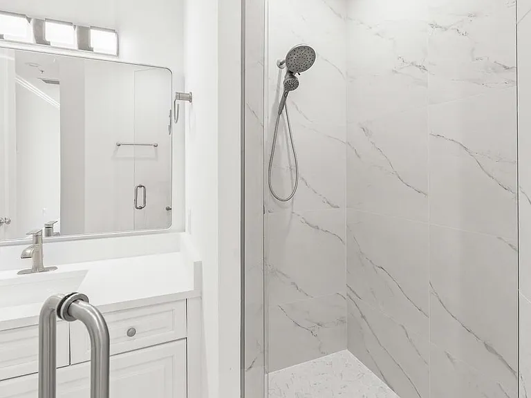 47 SW Osceola St #206 — Photo 18