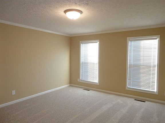 3rd image of 3296 Heatherwood Trce